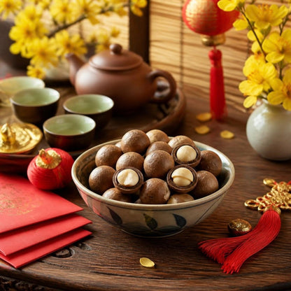 Hạt macca Lâm Đồng Bà Tư hộp 400g trên bàn trà ngày Tết (ảnh minh họa)