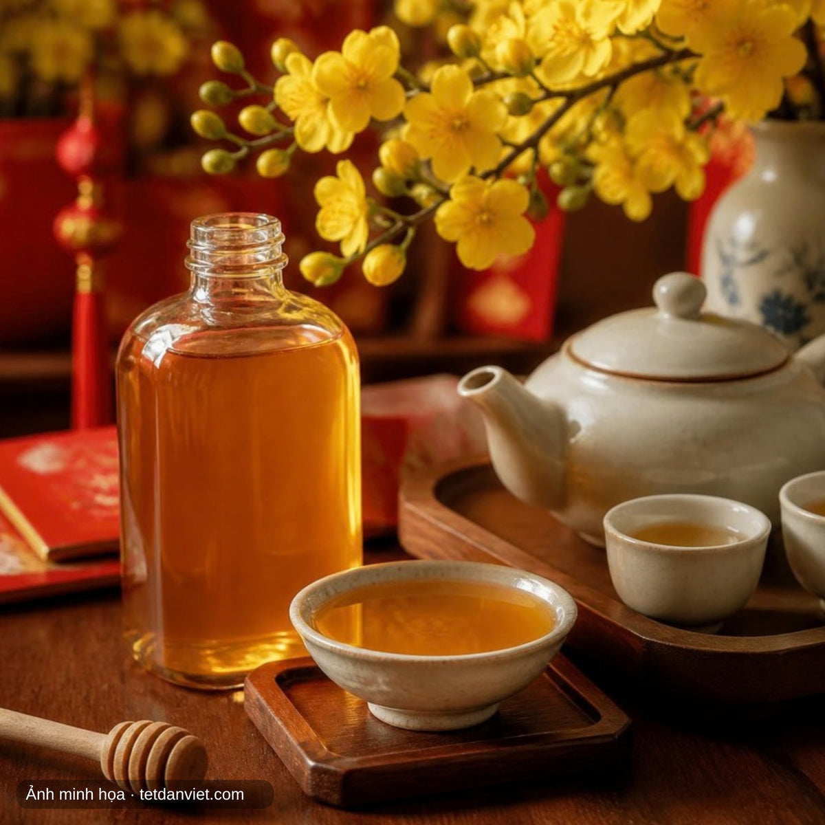Mật ong hoa cà phê Gia Lai trên bàn trà ngày Tết