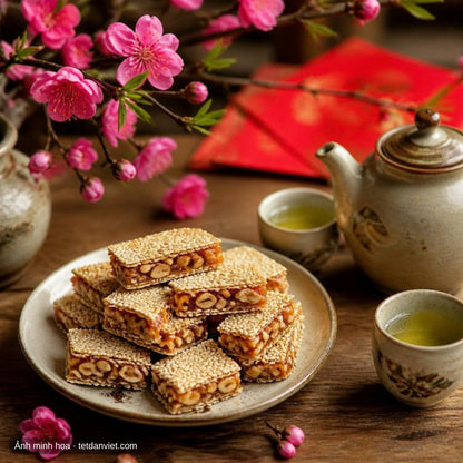 Kẹo cu đơ Hà Tĩnh bên chén trà xanh ngày Tết